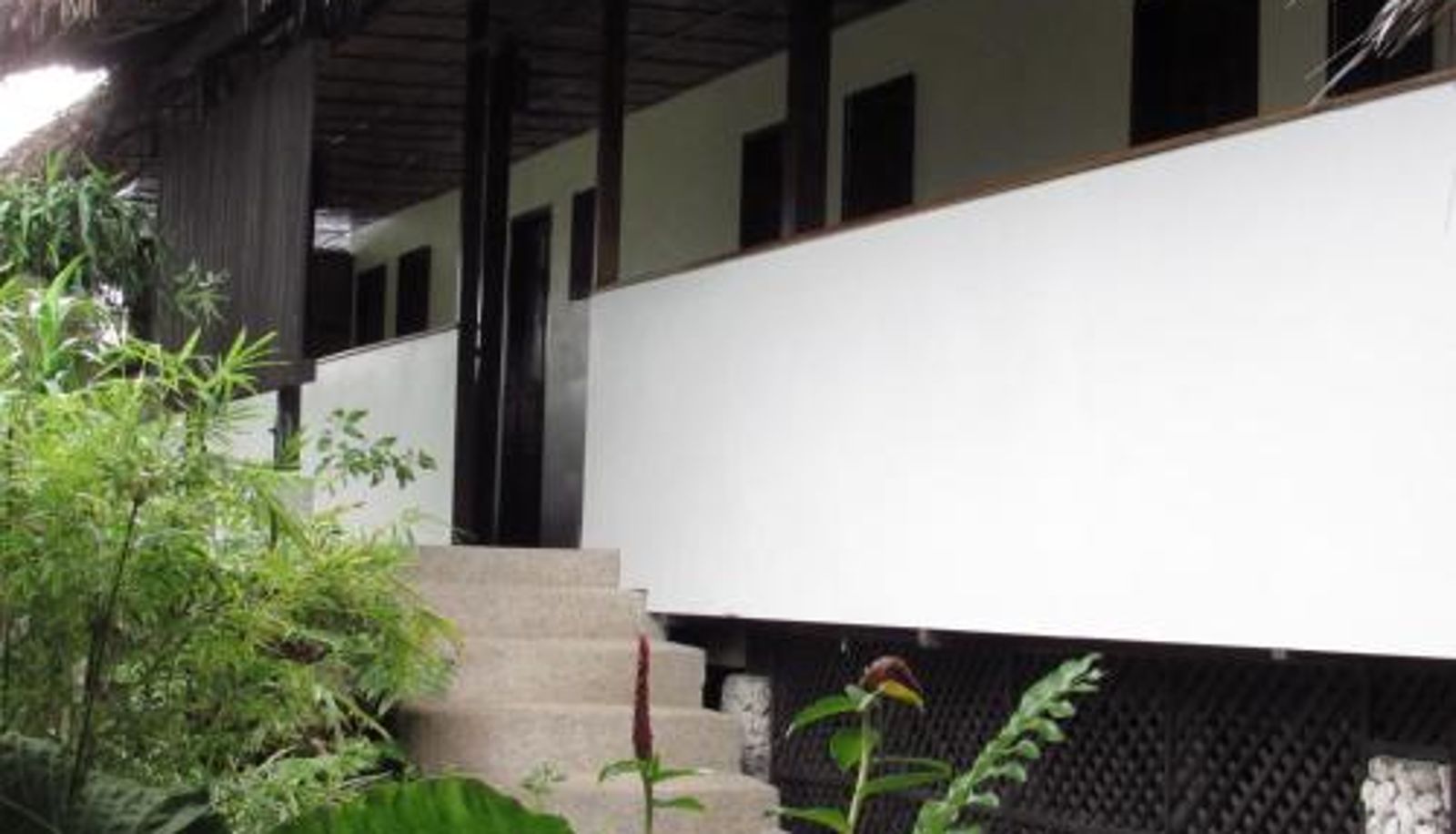 Hotel outdoor area - DACOZY Beach Resort