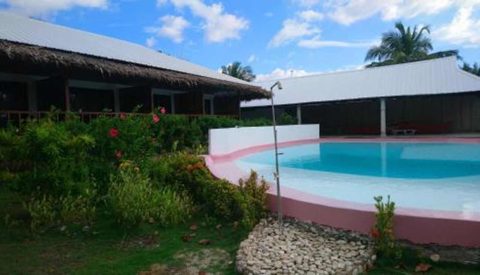 Pool - DACOZY Beach Resort