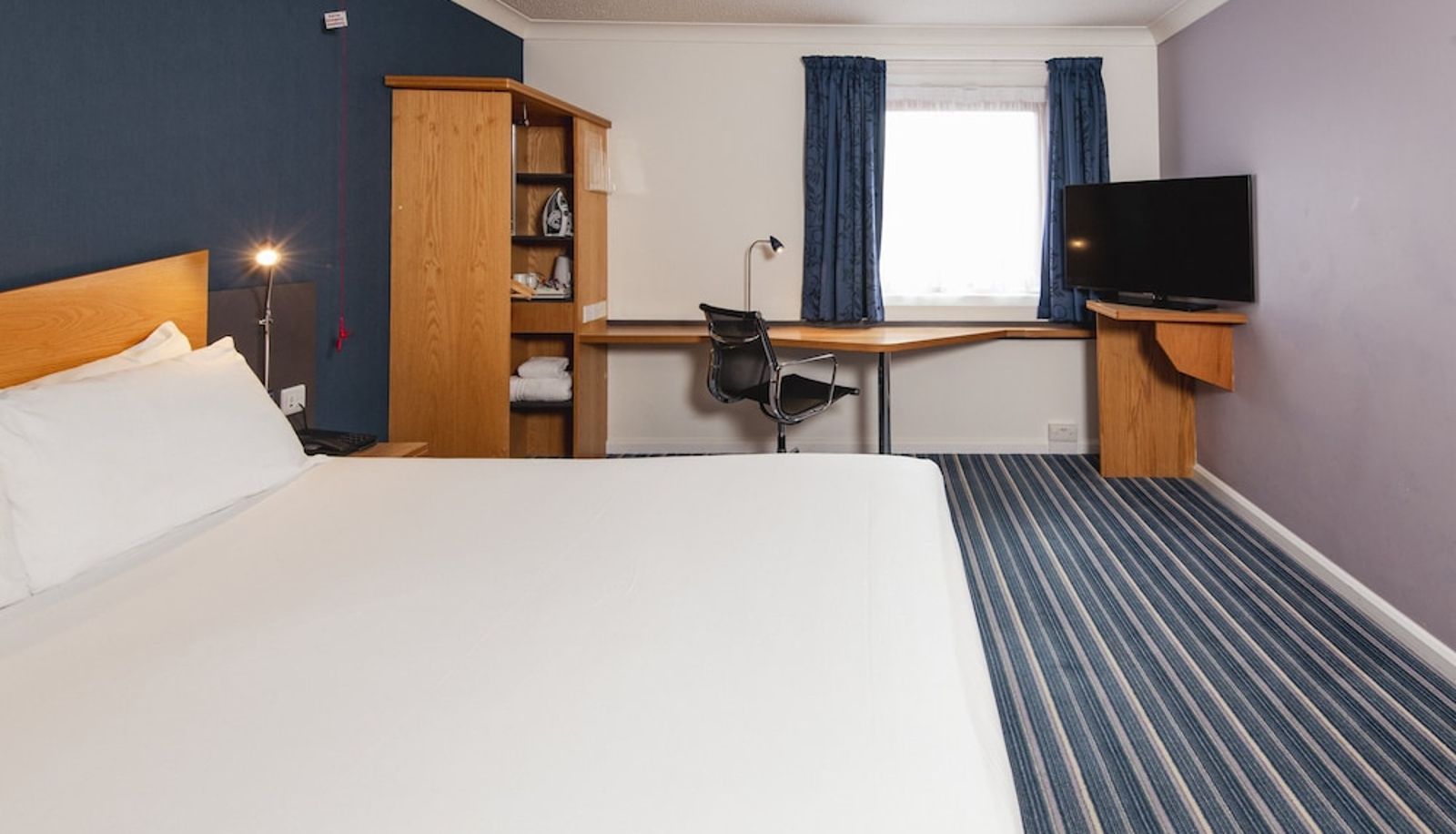Apartment - Holiday Inn Express BIRMINGHAM AIRPORT NEC by IHG