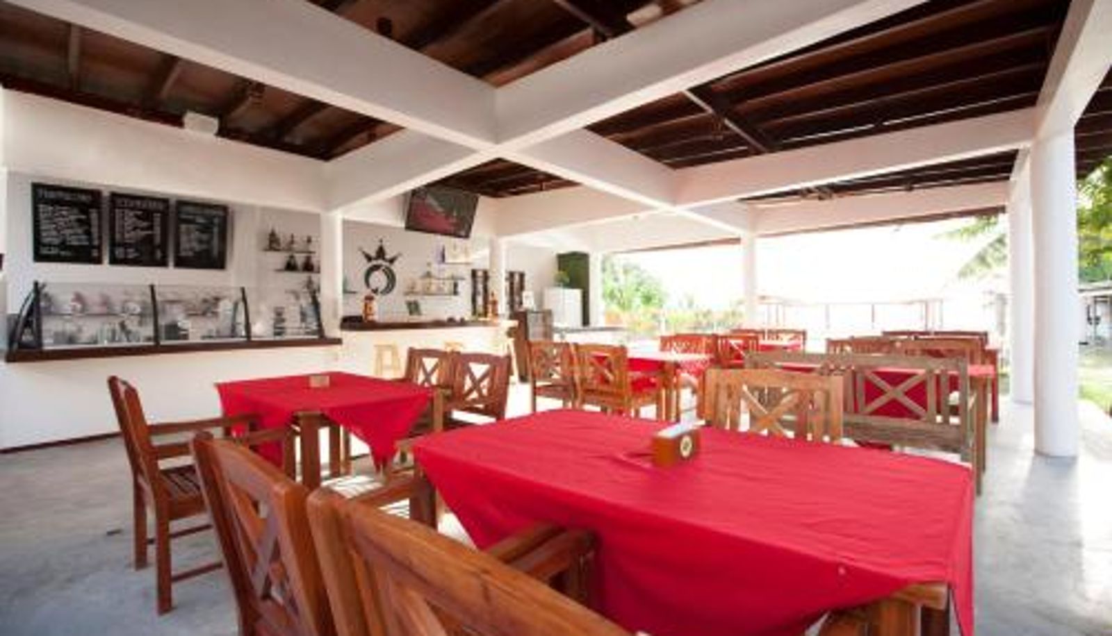 Breakfast room within the restaurant - Club Hari Dive Resort