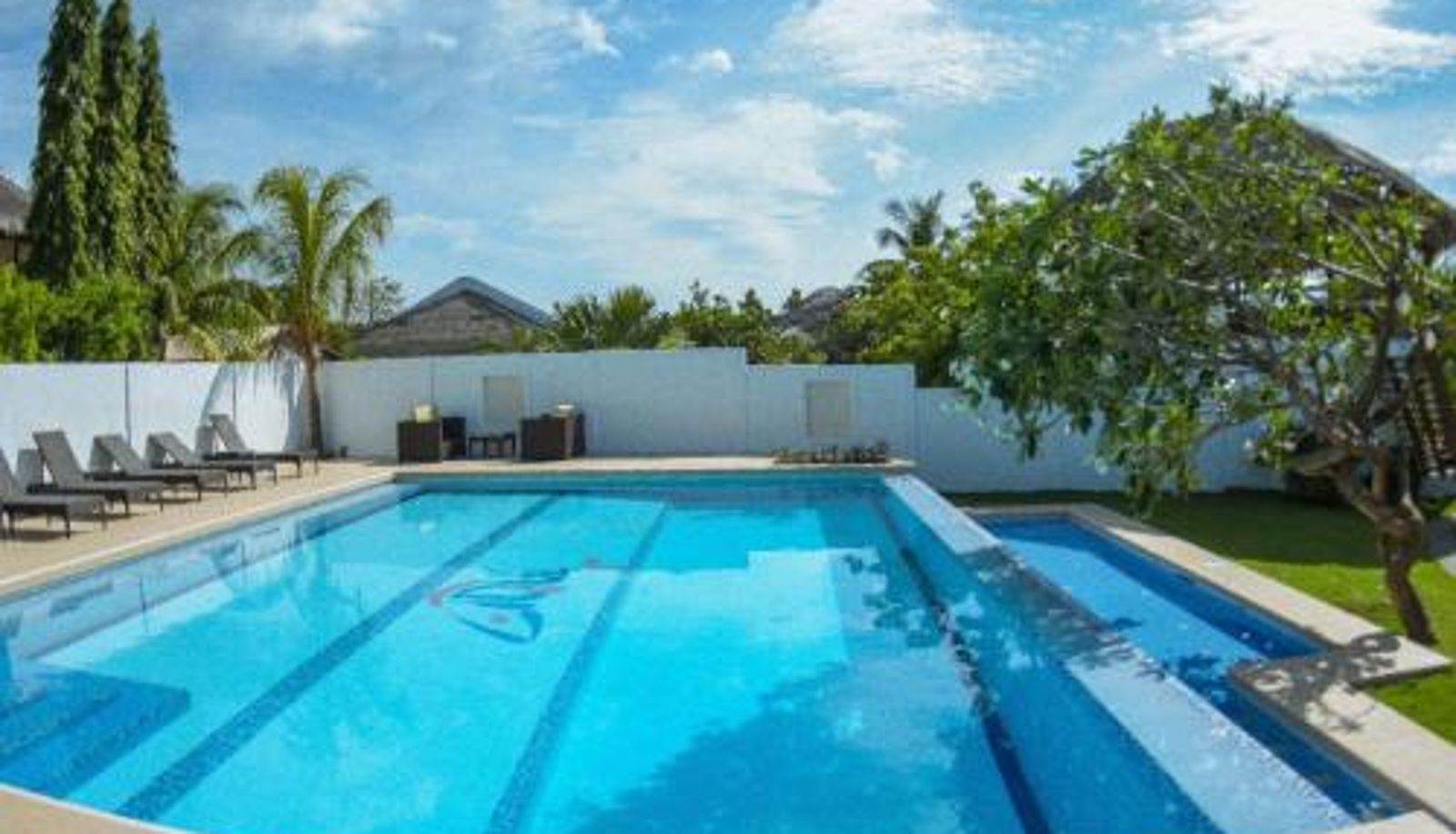 Piscina - Liquid Dive Resort