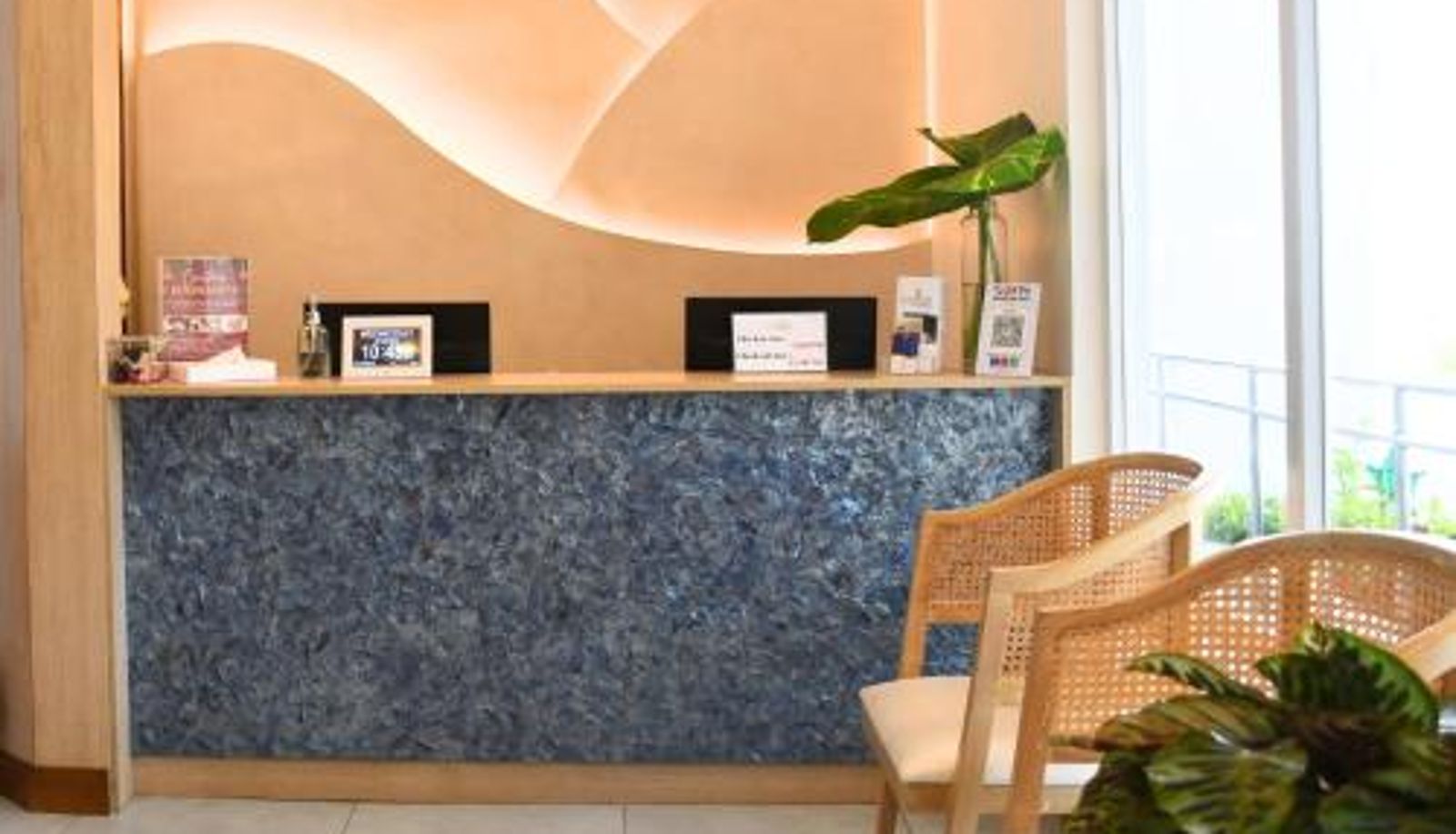 Reception - Coast Wise Hotel Dumaguete