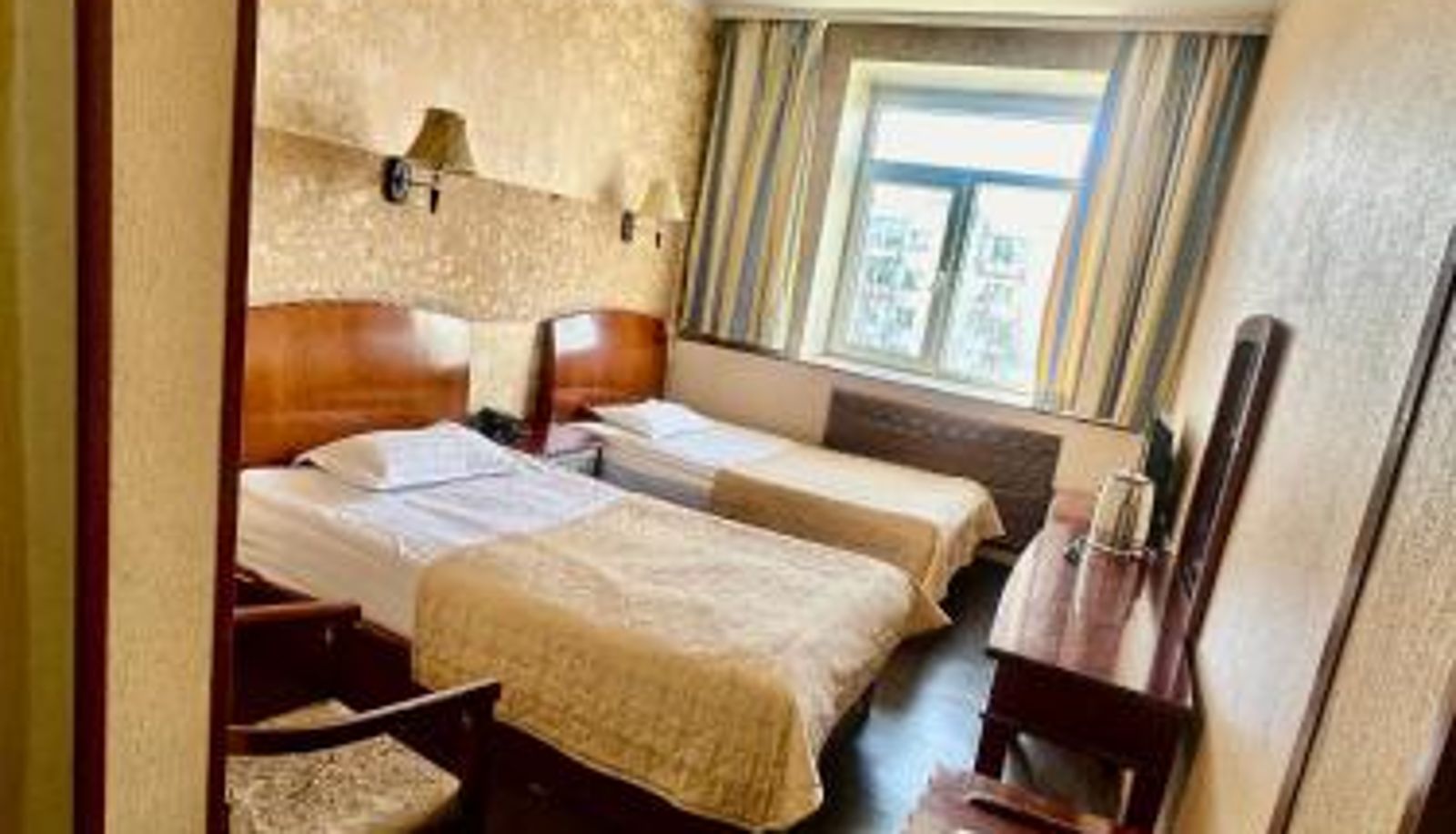 Info - Kharaa Hotel & Restaurant