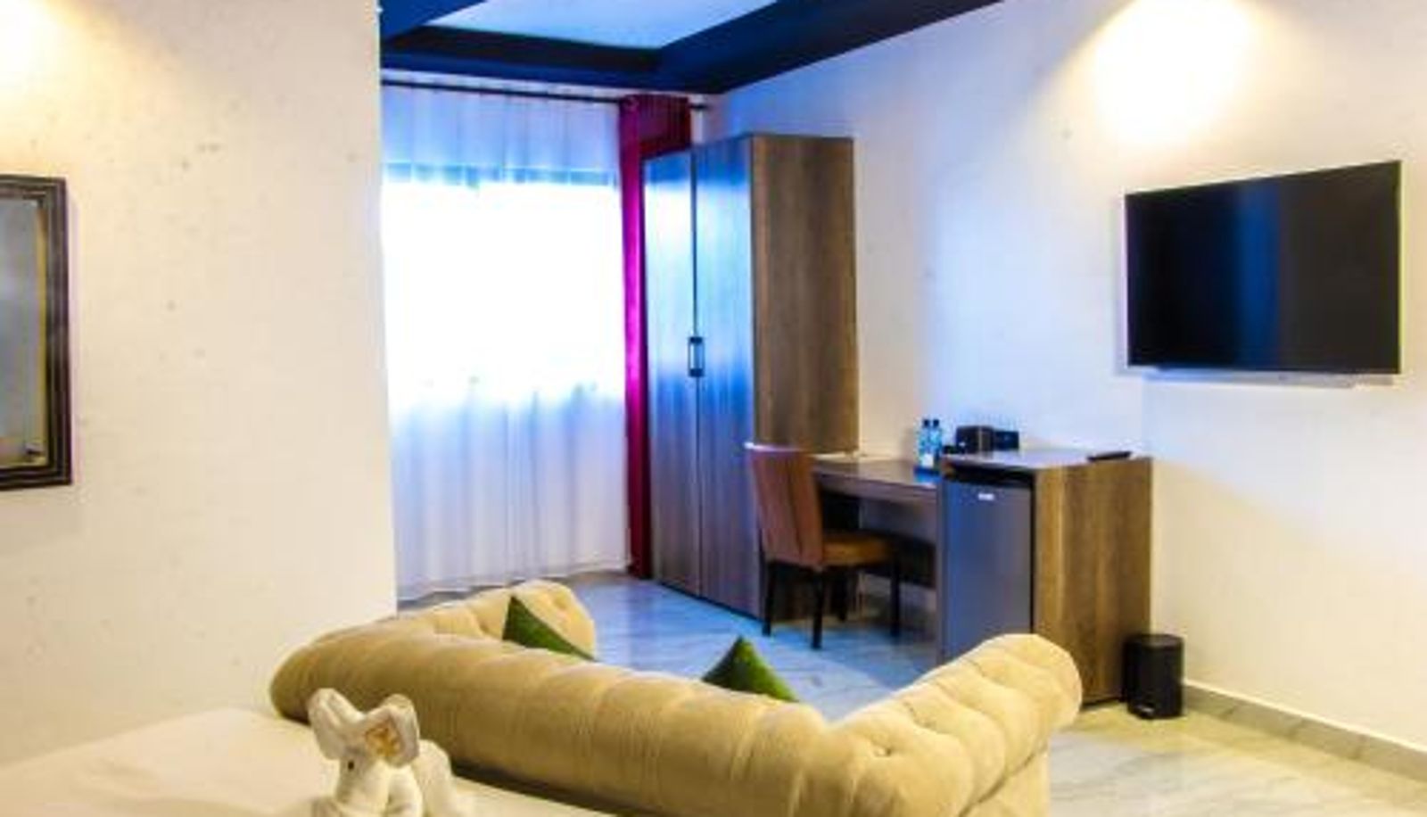 Zimmer - Avian Court Hotel
