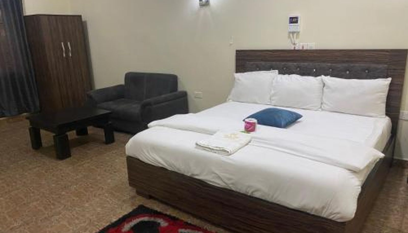 Info - Gio&Gee Hotel and Apartments