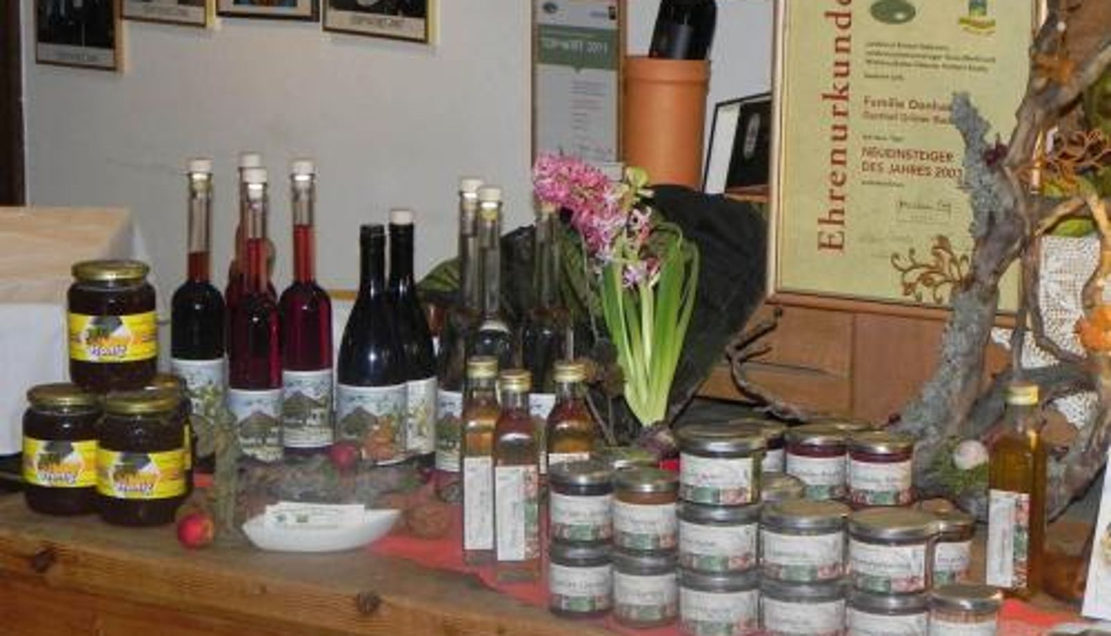 Breakfast room within the restaurant - Gasthof Grüner Baum