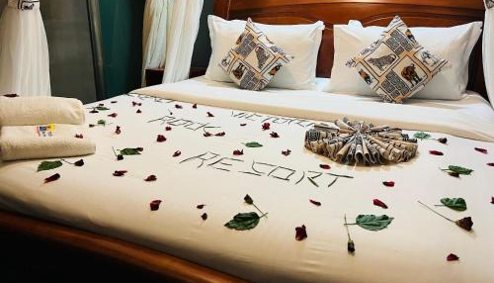 Room - Victoria Rock Resort
