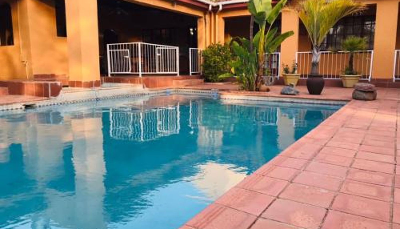 Info - Inca Rose Guest House