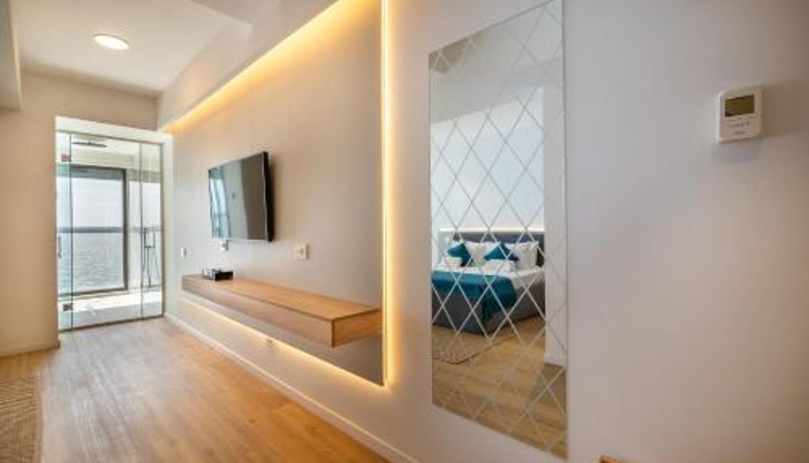 Room - Poeme Mamaia Retreat