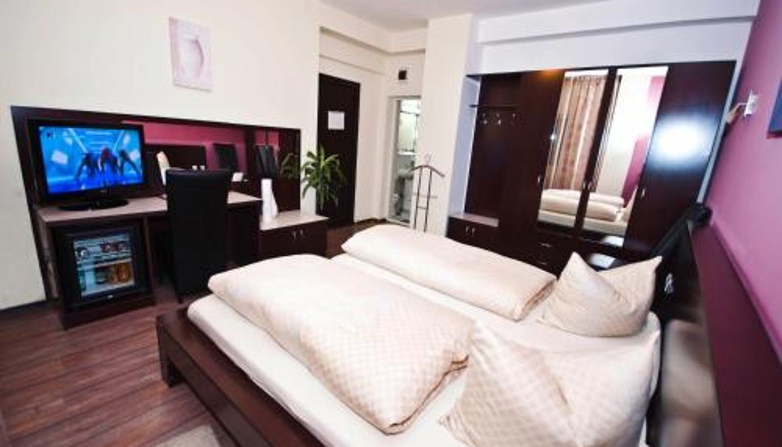 Room - Hotel Poarta Transilvaniei
