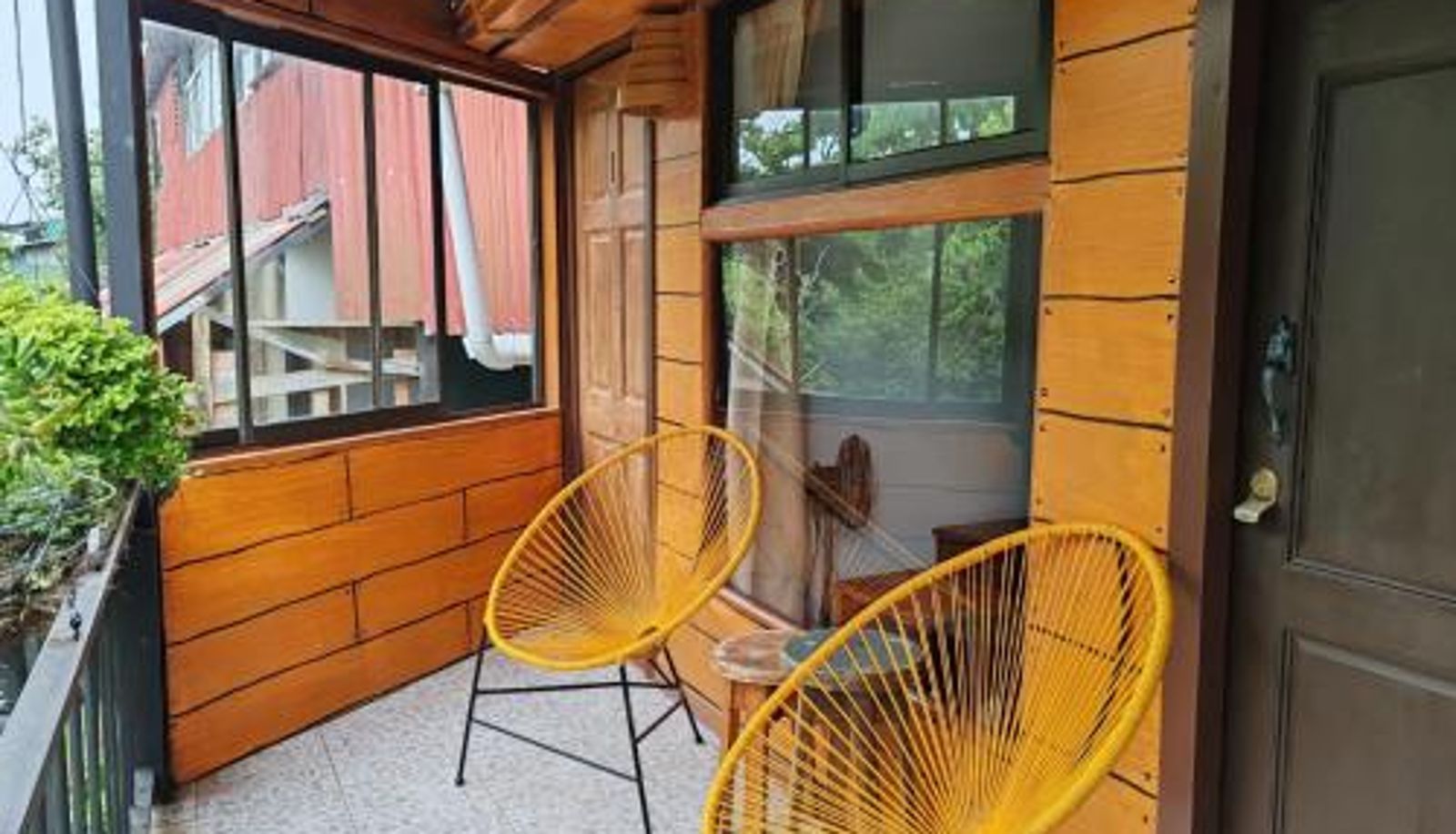Terrace - Cabinas El Pueblo B&B Monteverde