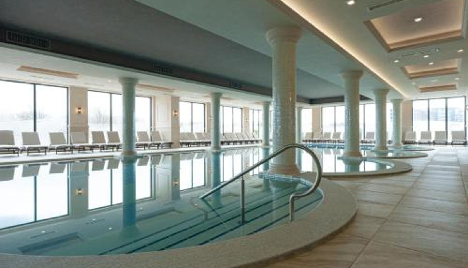 Pool - Grand Resort Pavel Banya Medical and SPA EpiCentrum