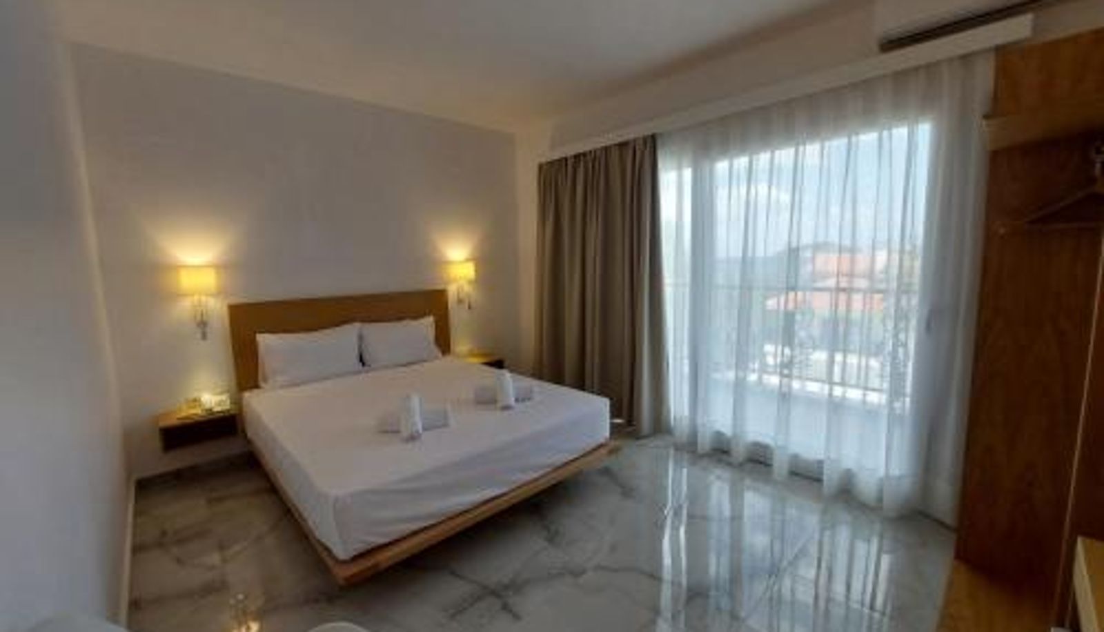 Info - Blue Bay Hotel