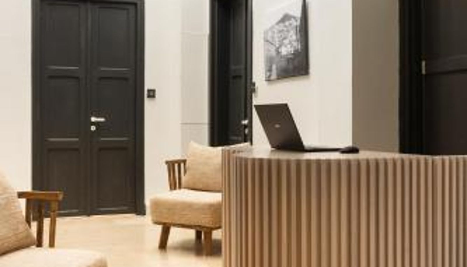 Rezeption - Syros Soul Luxury Suites