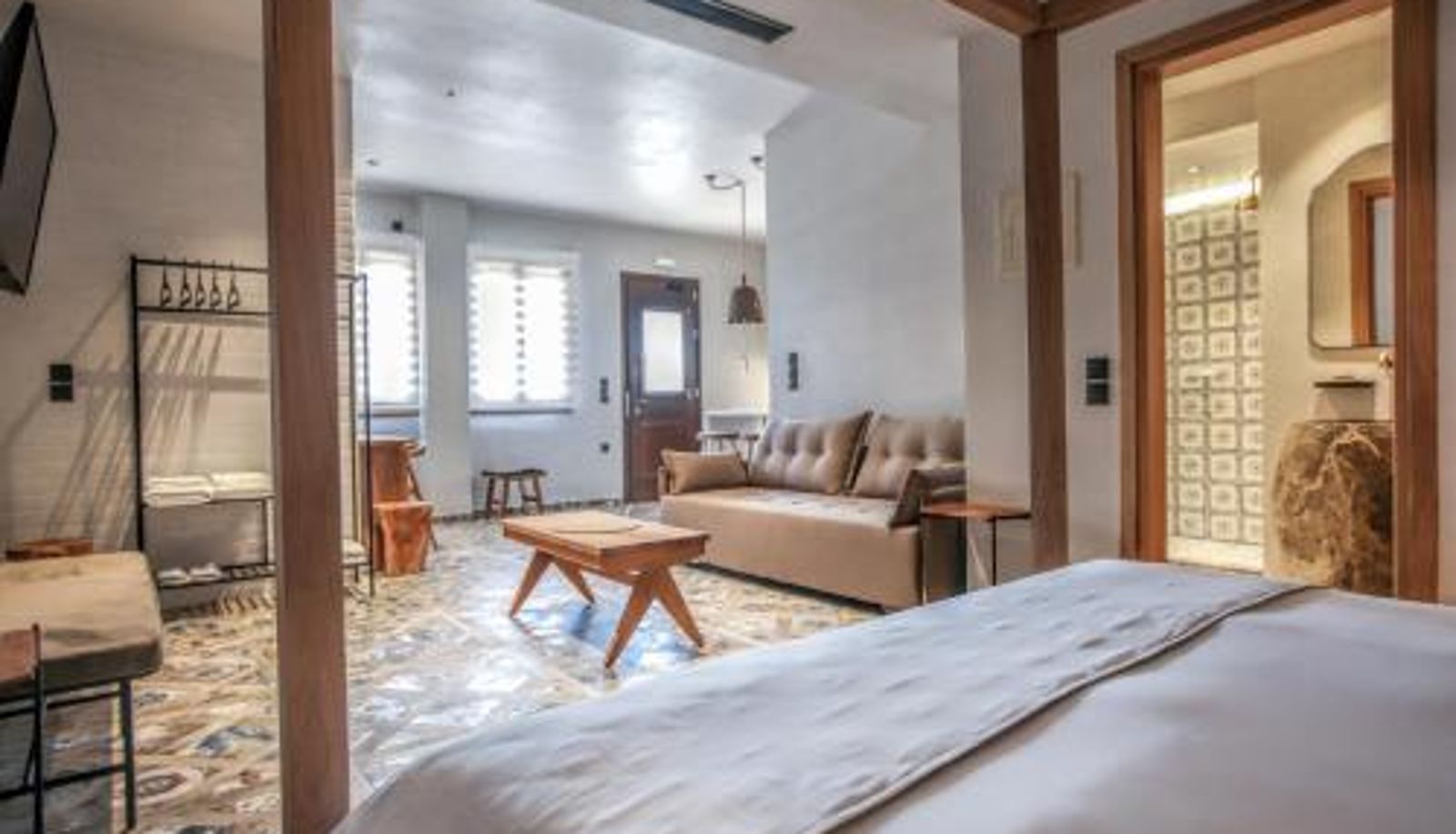 Suite - Meteora Heaven and Earth Kastraki premium suites - Adults Friendly