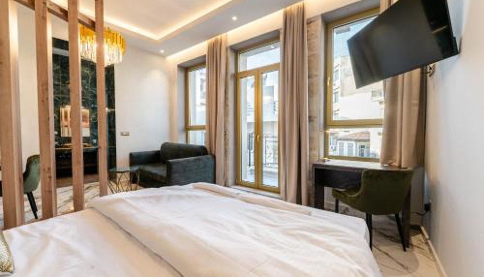 Info - Royal Gold City Suites by Omilos Hotels