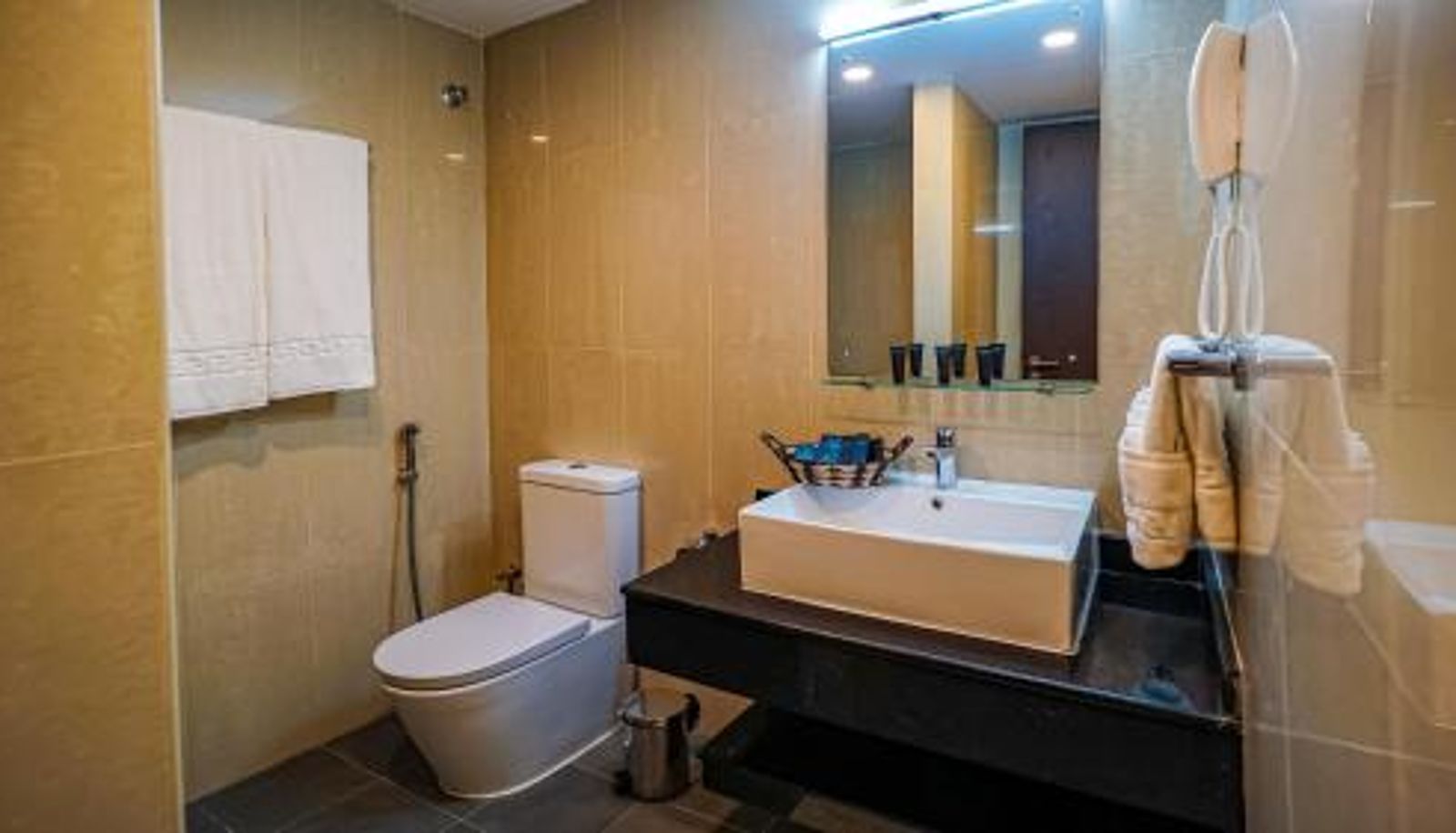 Badkamer - Duqm Express Hotel