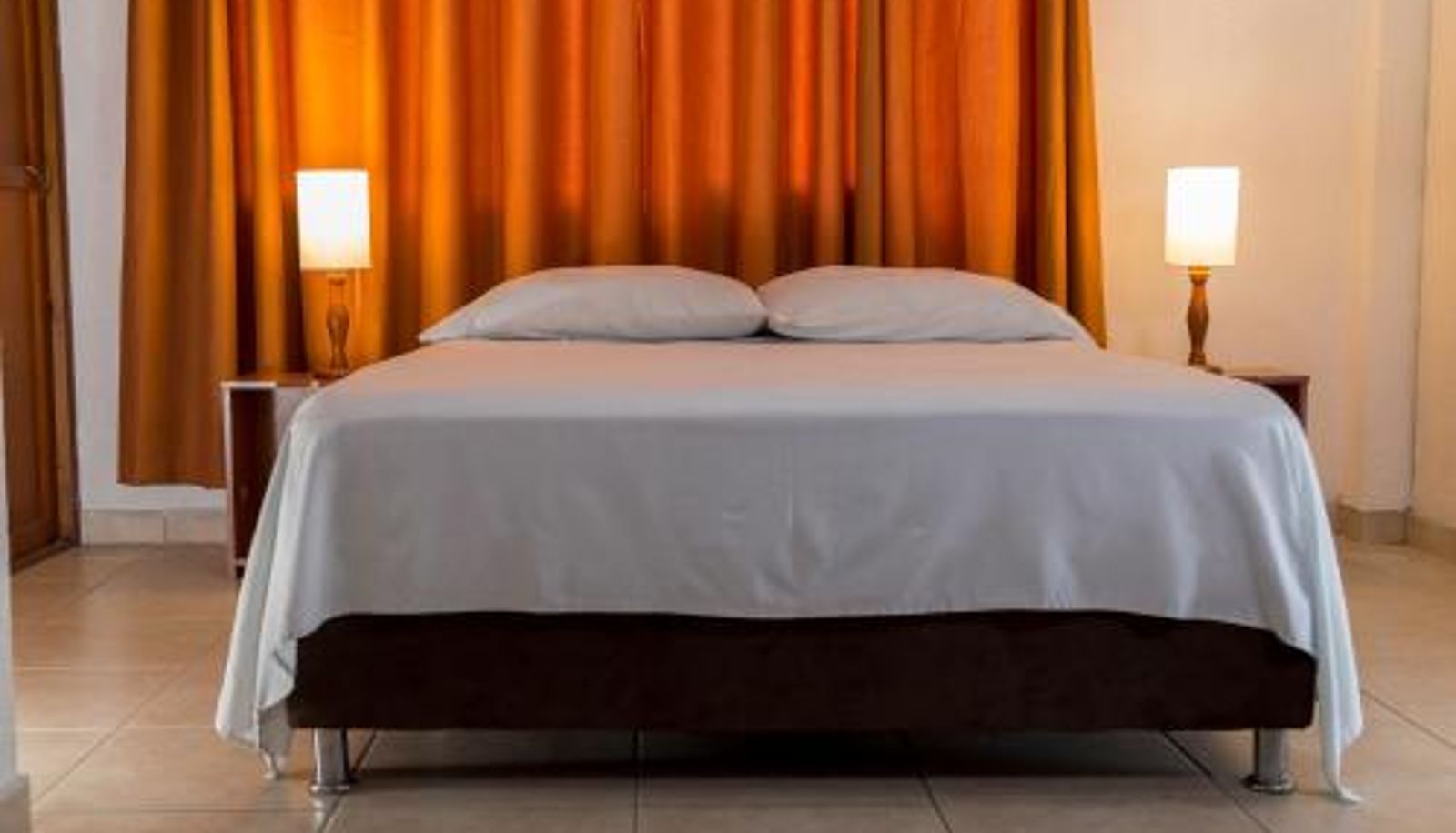 Room - Deportel Cali