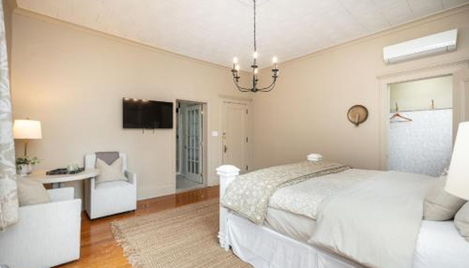 Room - No. 5 East