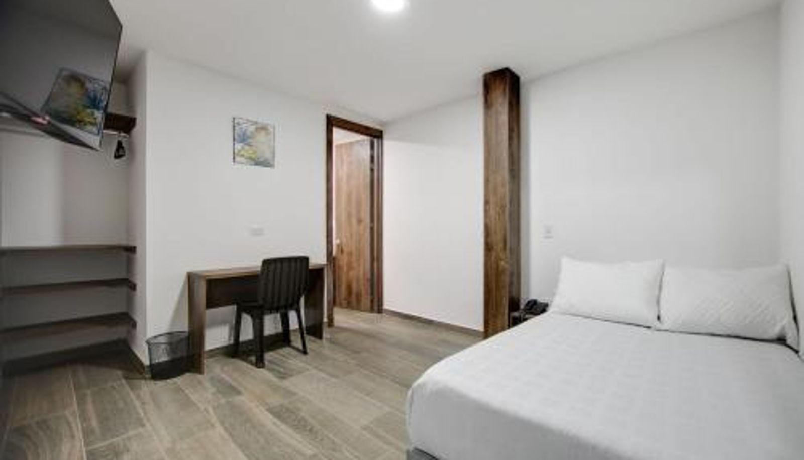 Room - Xliving Host and Rooms