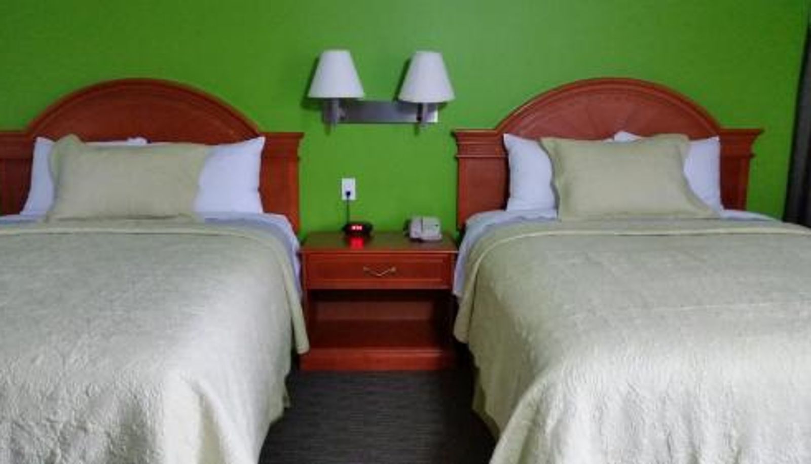 Zimmer - Nipissing Inn