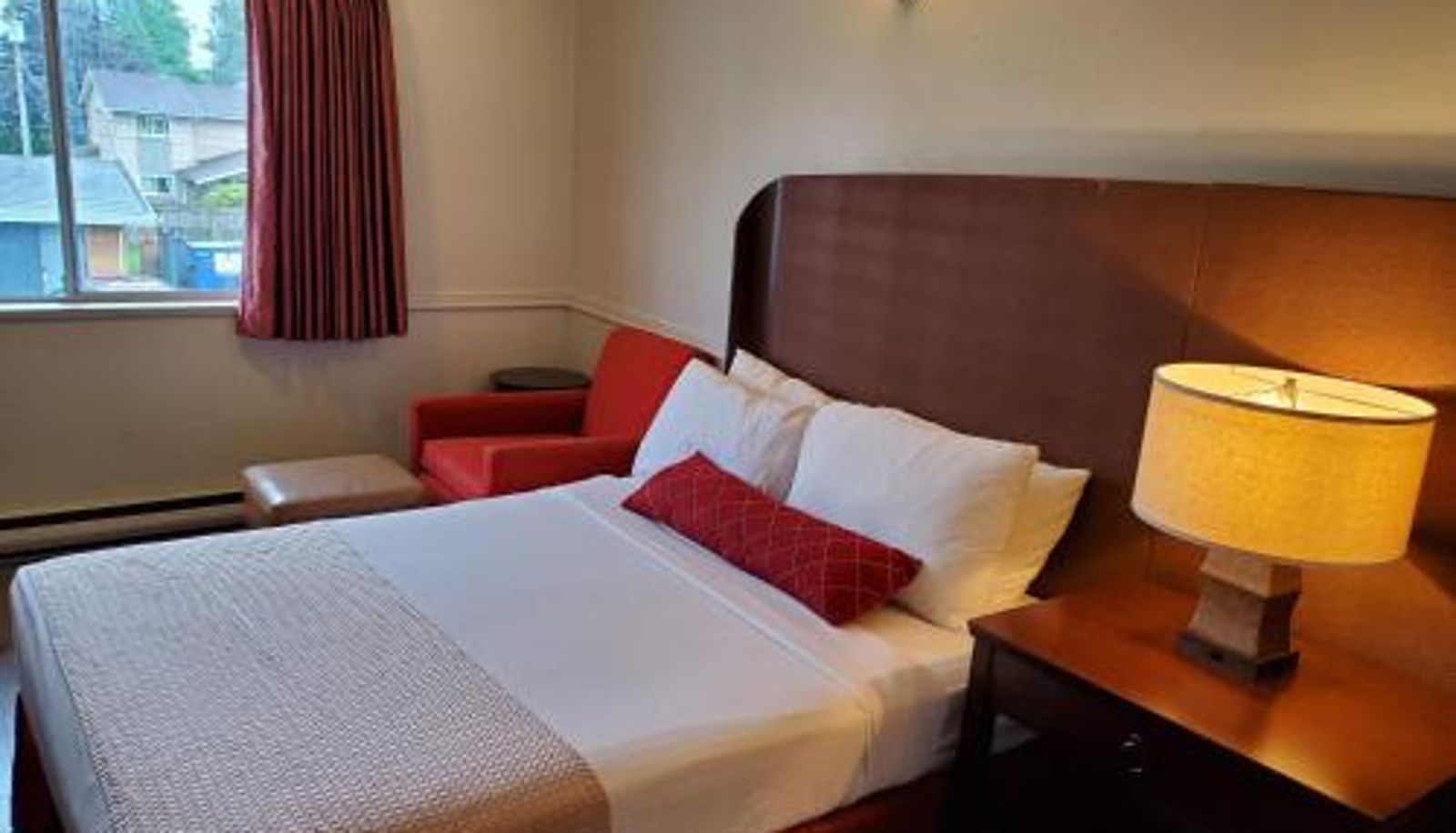 Room - Alpine Inn Abbotsford