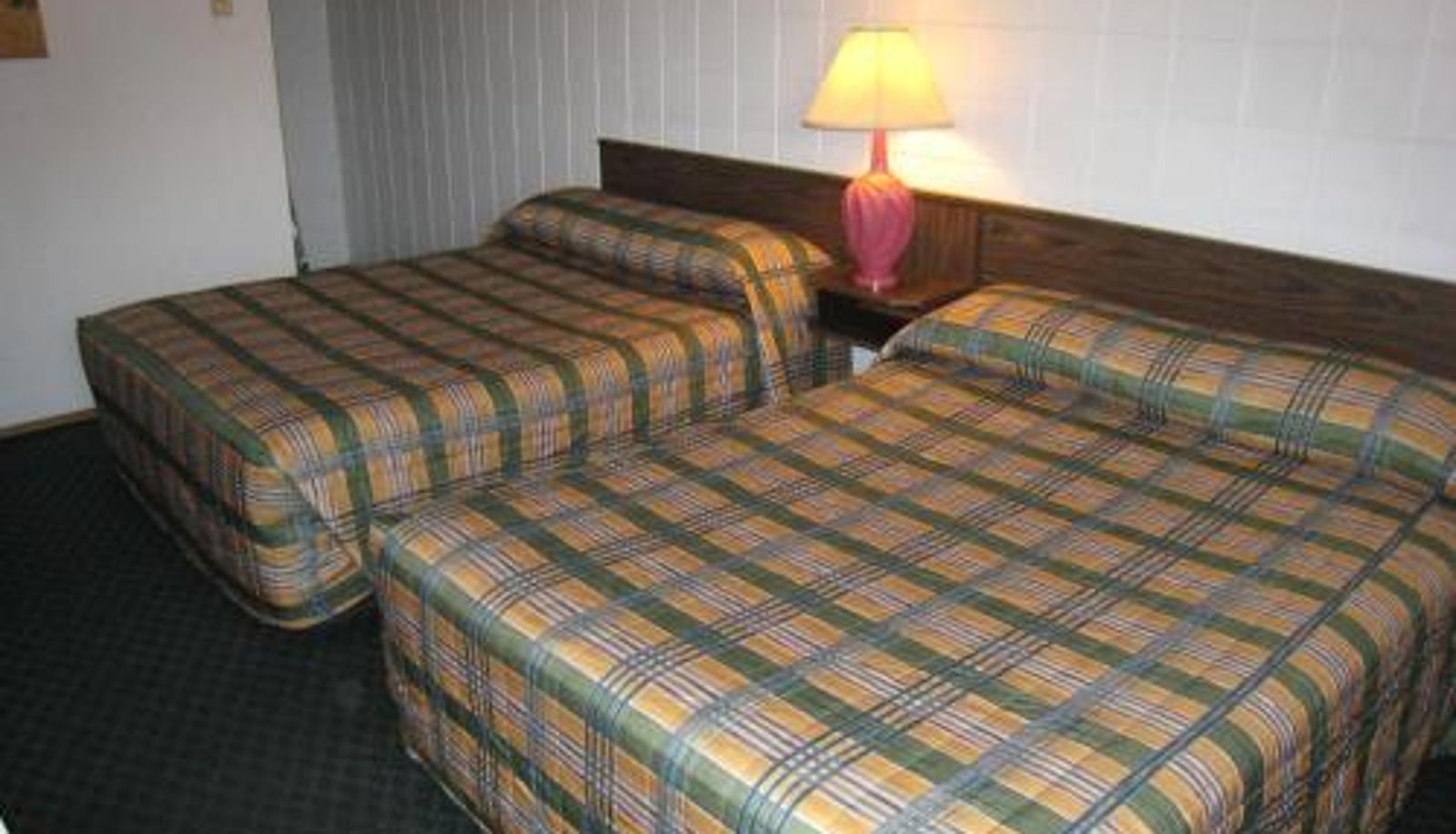 Family room - Best Continental Motel