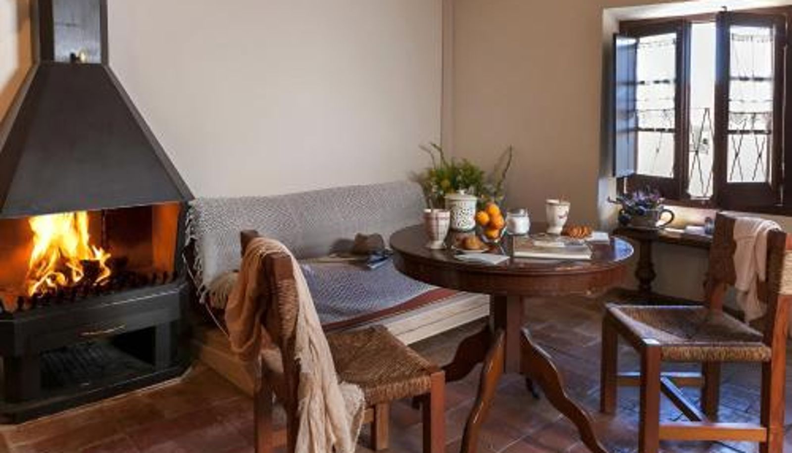 Apartment - VentallóLEscala. WiFi. Rooftop w stunning views
