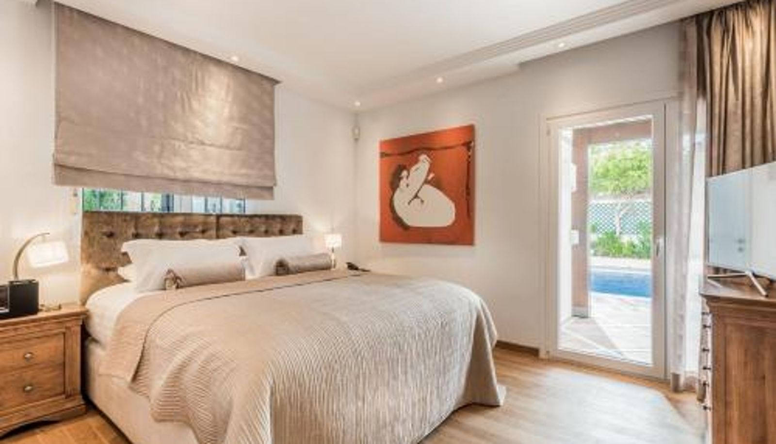 Informacje - The Residence by the Beach House Marbella