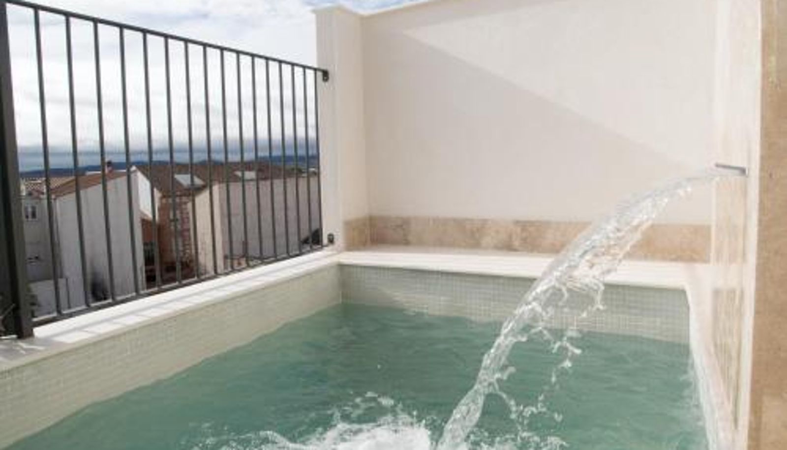 Piscina - Posada del Herrero