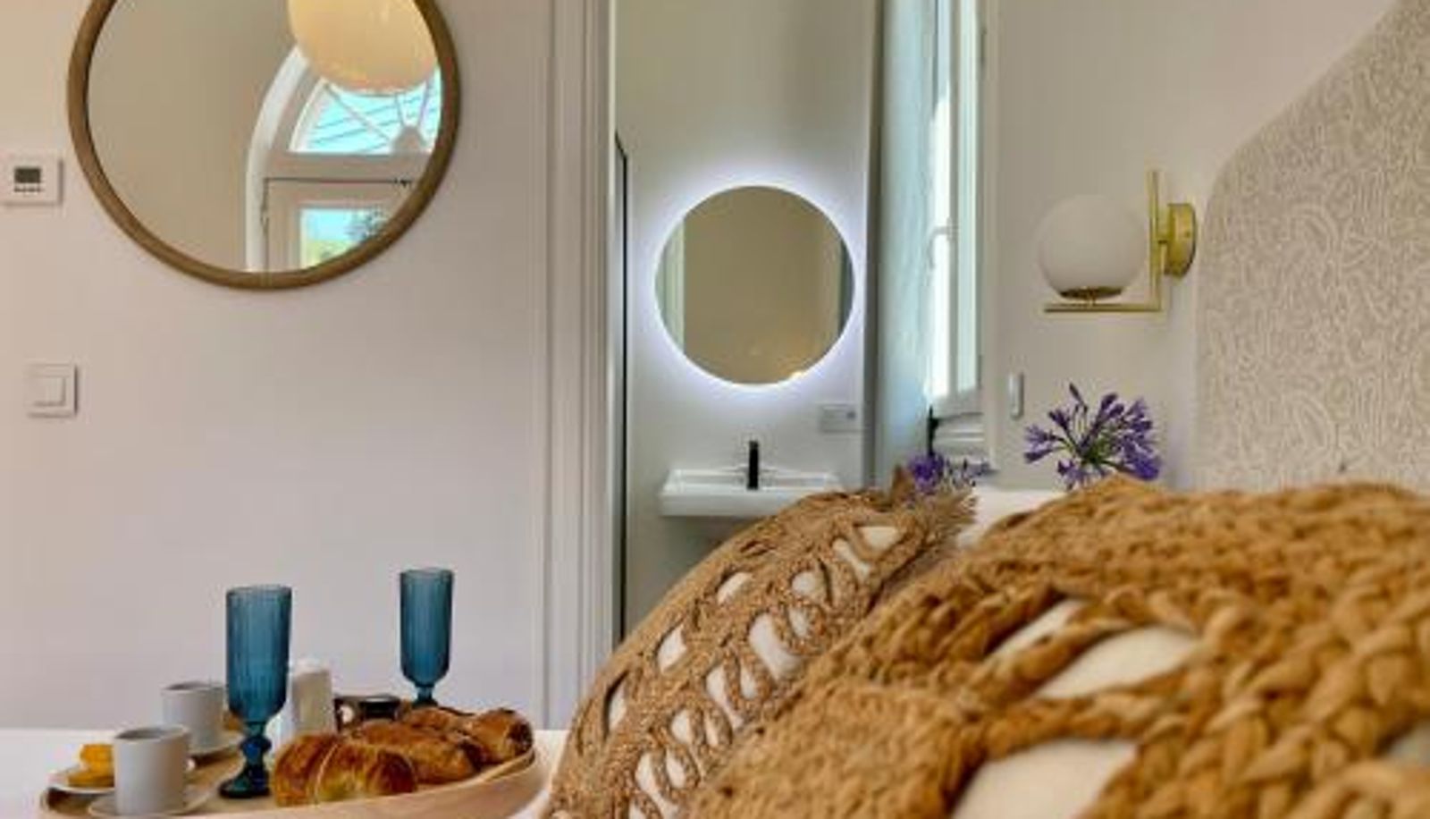 Room - Villa Boutique 1880-Romantic Historic Boutique Hotel with Outdoor Jacuzzi