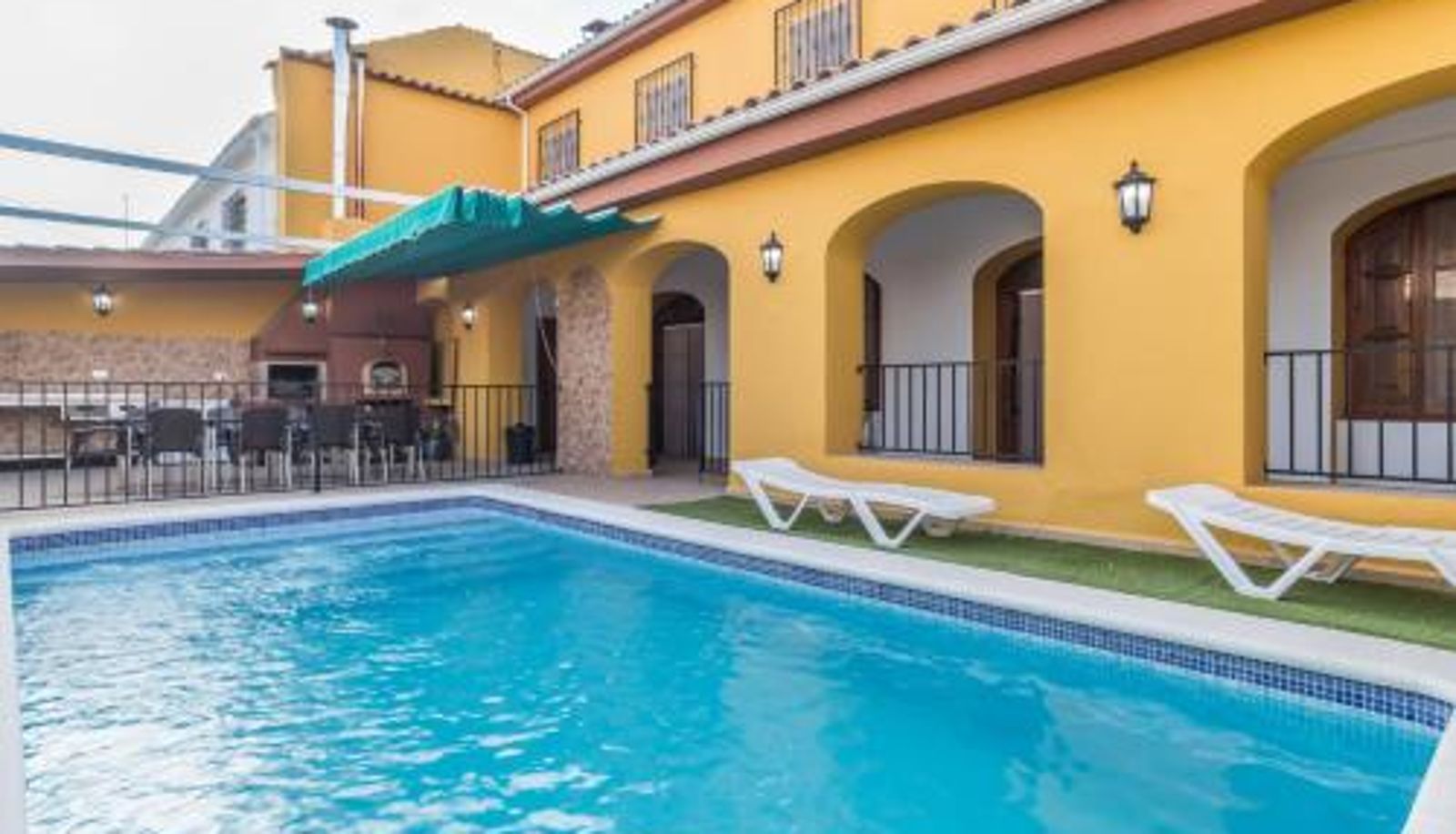Pool - Casa Rural La Loma