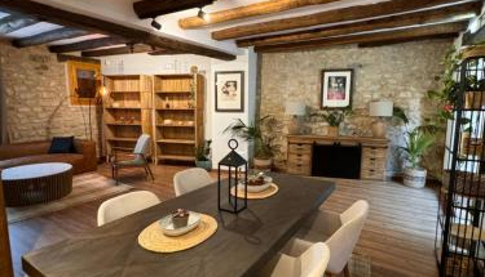 Info - APARTAMENTOS VILLA DE GOYA