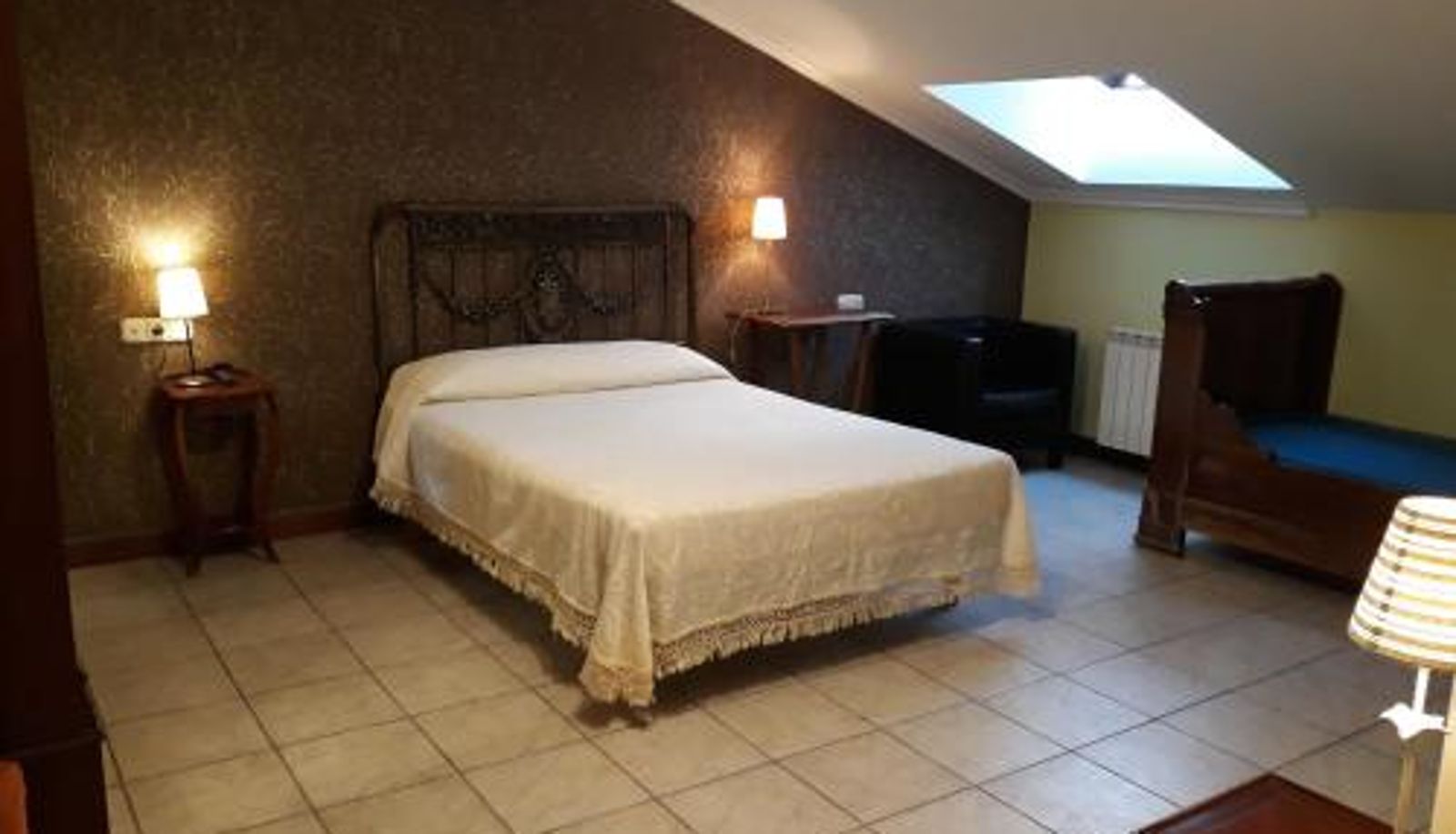 Room - Agroturismo Sidreria Txindurri Iturri