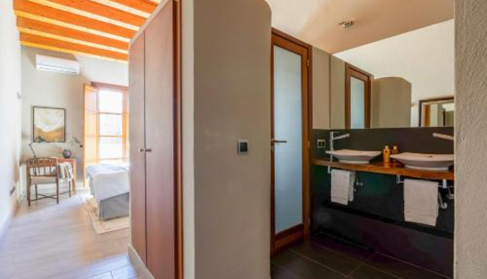 Info - Hotel Castell de la Solana