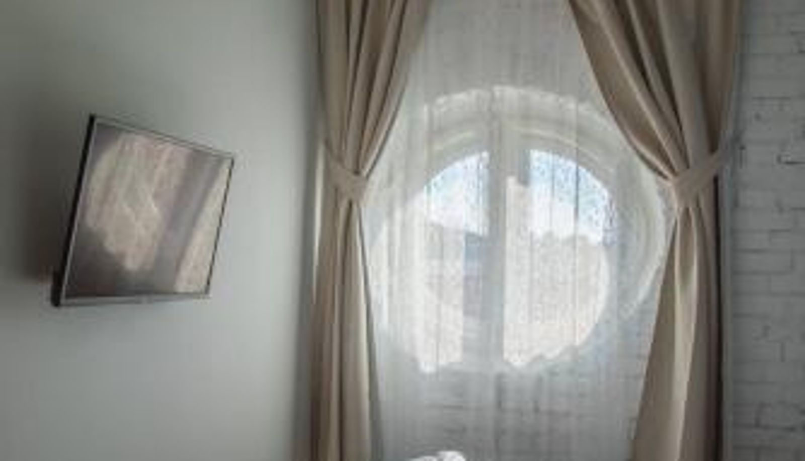 Info - Domestic House Lola