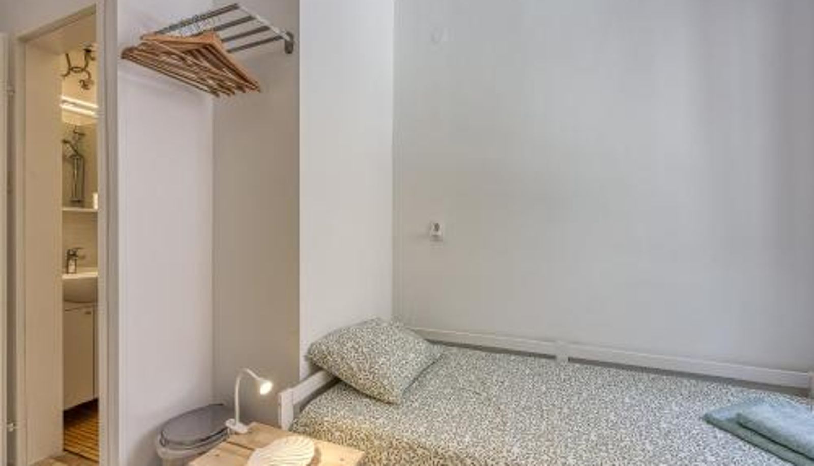 Informacje - Lasta Lošin Town Rooms - Happy Rentals