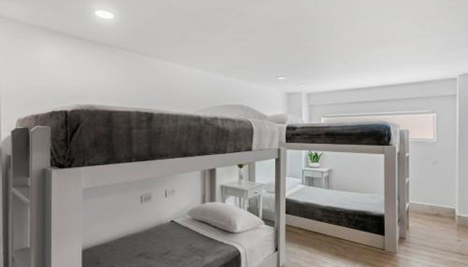 Habitación familiar - Iguana Surf Boutique Hotel Tamarindo Rooftop Pool & Beachfront Suites