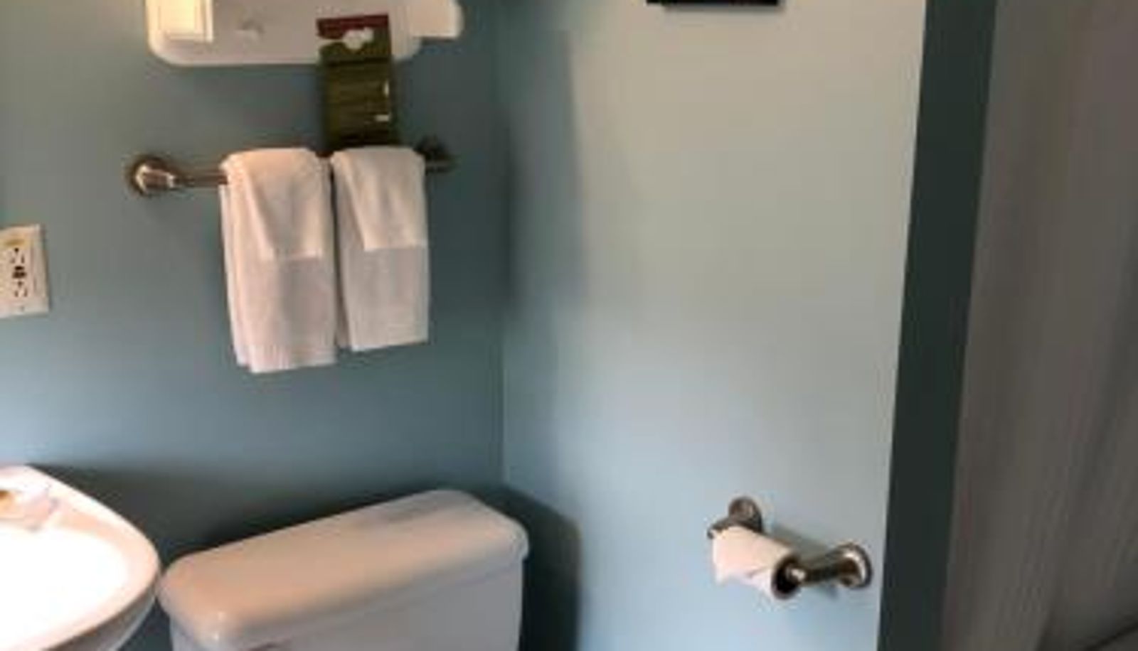Info - Auberge d'Anjou-Sūrya Café