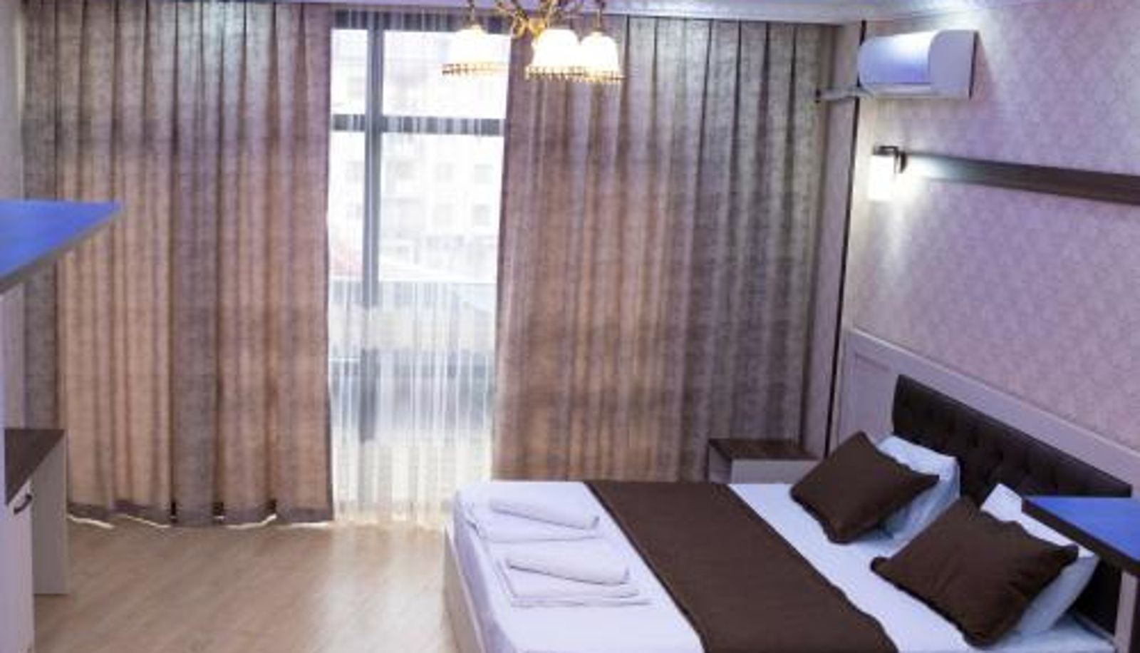 Kamer - EMEG Hotel and Restaurant