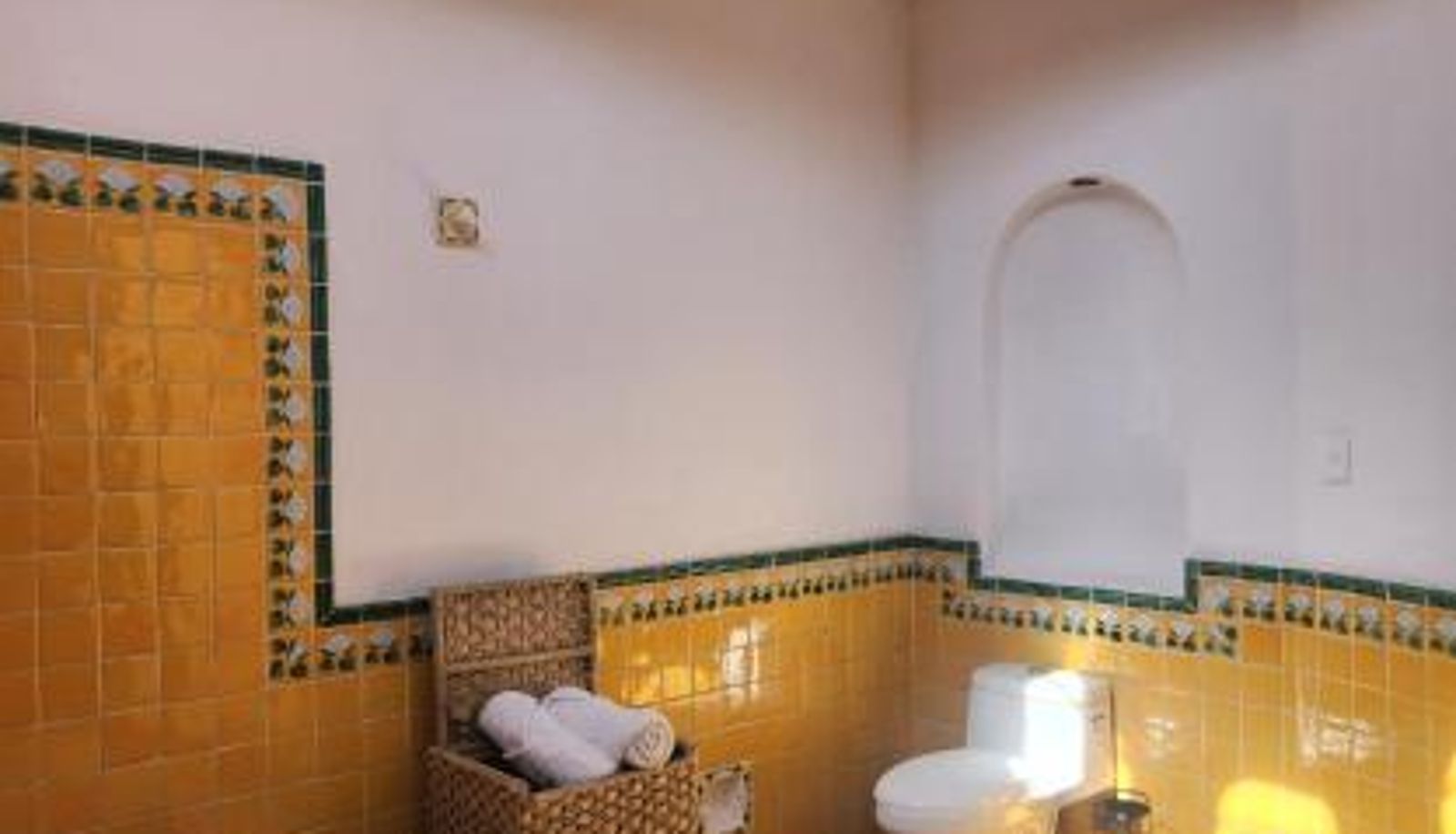 Info - Tres Fuentes Dickinson Hotel Boutique