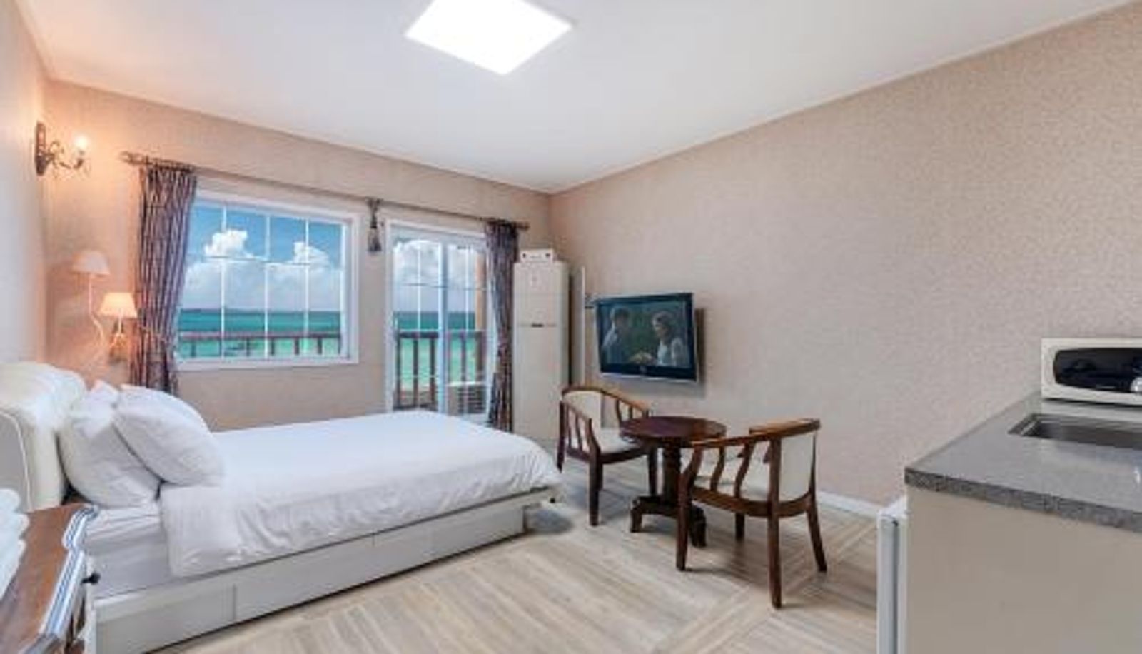 Zimmer - Grim Resort
