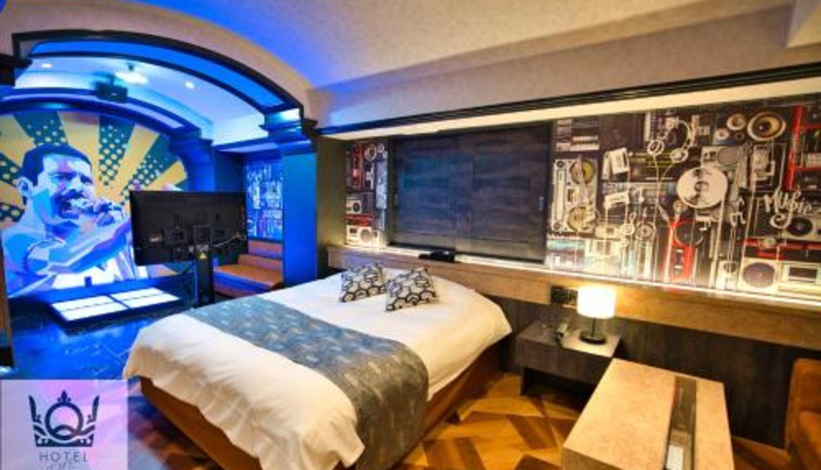 Room - HOTEL the QUEEN