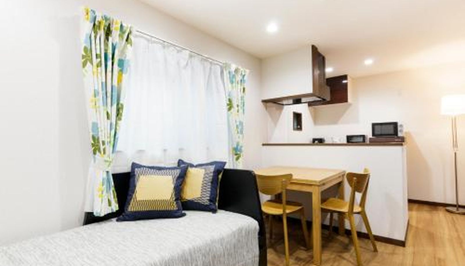 Standard room - Crescent Moon Nakanoshimbashi