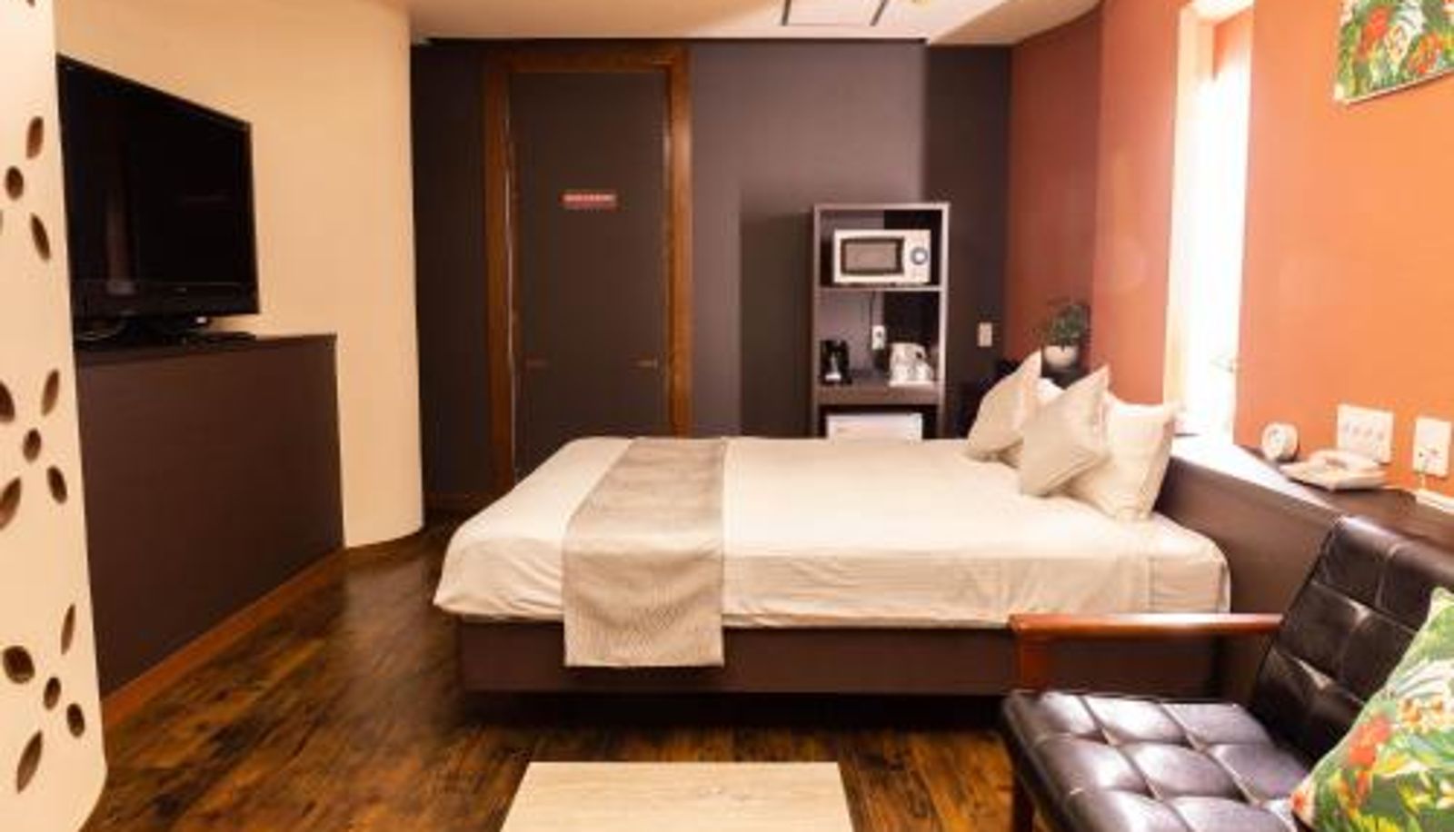 Zimmer - Nami No Ue Crystal Hotel