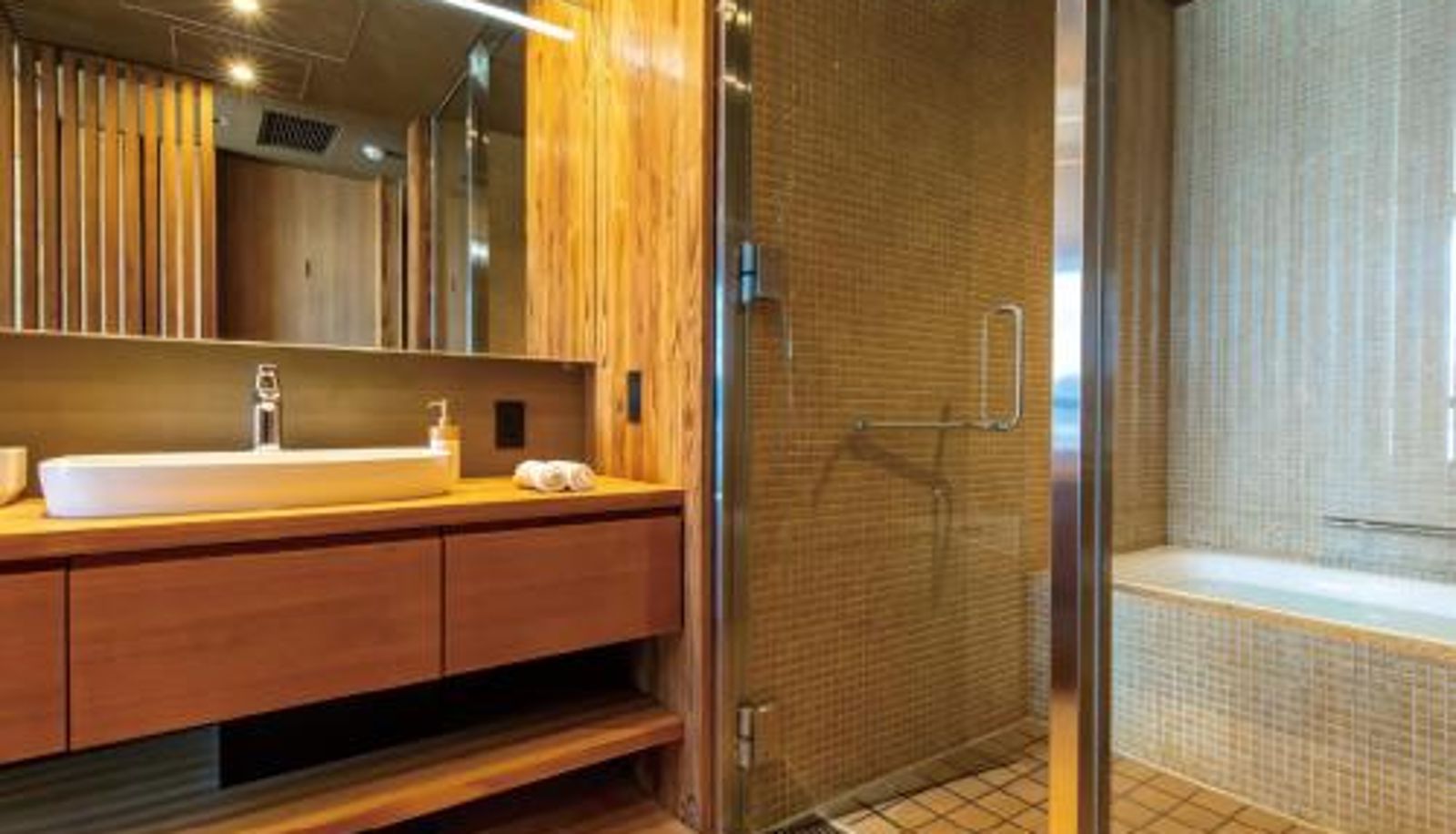 Badezimmer - YANMAR SUNSET MARINA CLUBHOUSE&HOTEL