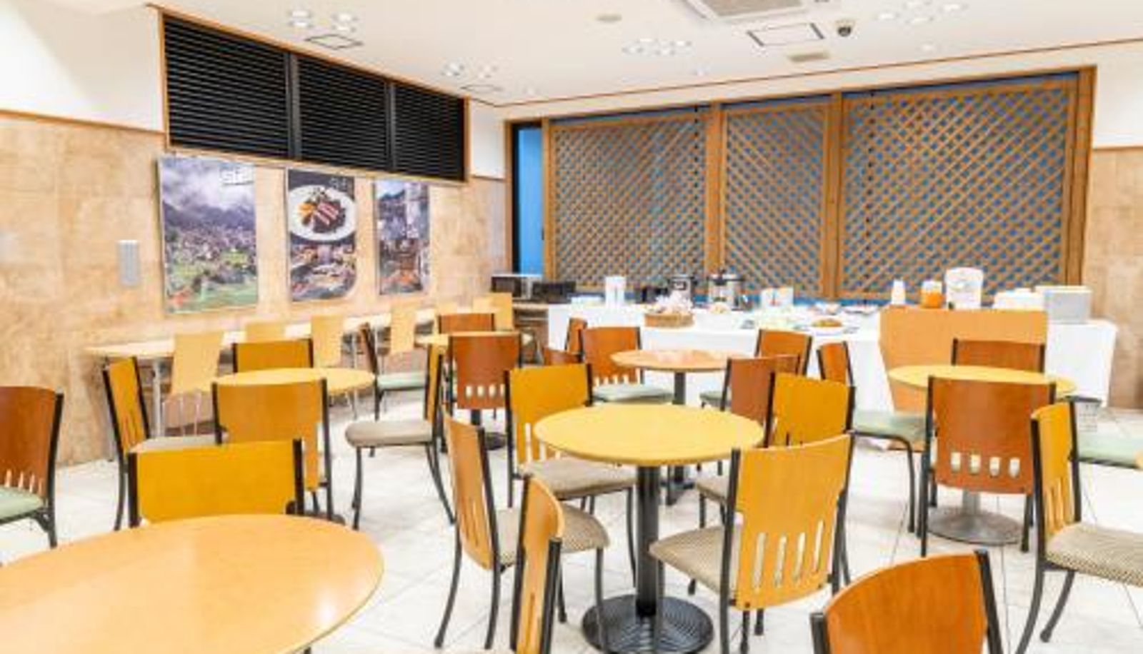 Sala de desayunos dentro del restaurante - Hotel Endear Gifu