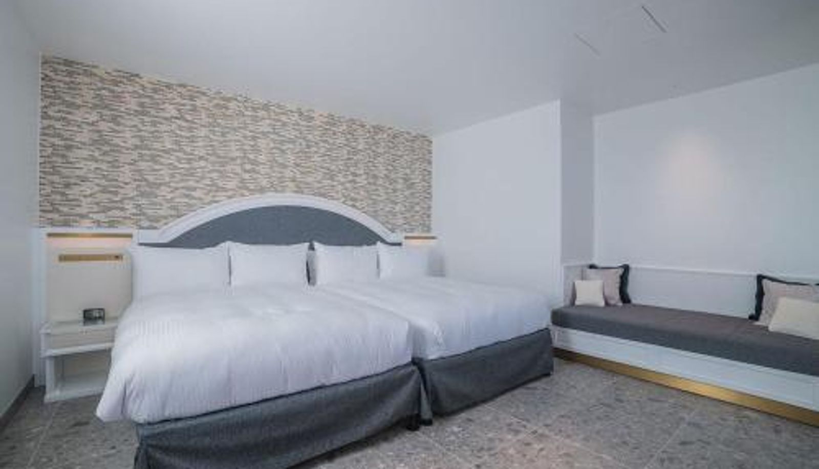 Suite - Santorini Hotel & Villas Miyakojima