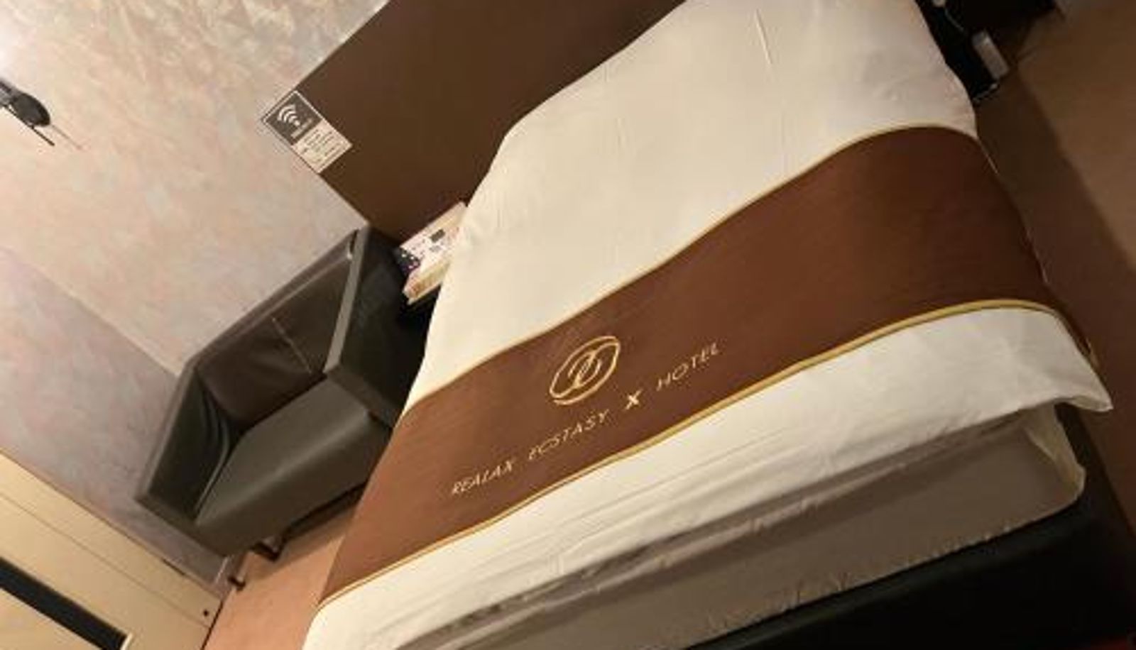 Información - X Hotel - Adult Only-