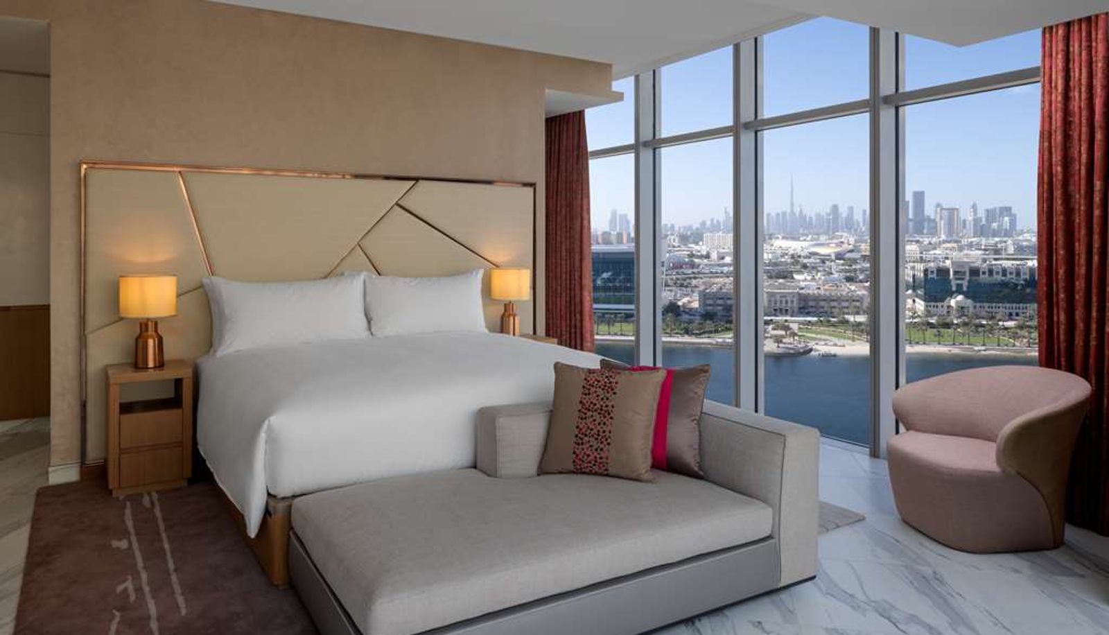 Room - Hilton Dubai Creek Hotel & Residences
